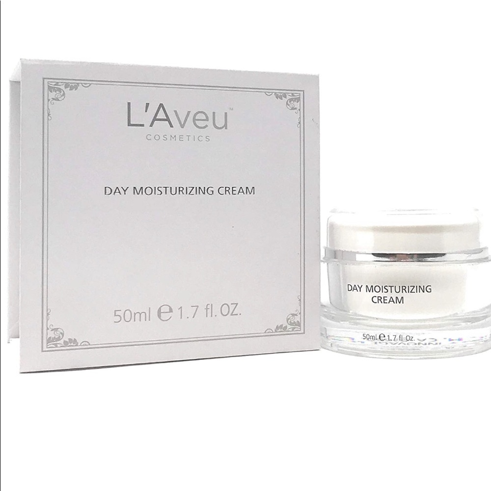 L ‘ Aveu Day Moisturizing Cream